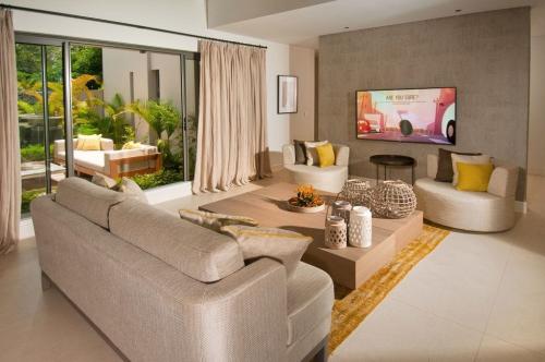 21-Living-Room-Furniture-and-Sofas-Anahita-Villa-1024x680
